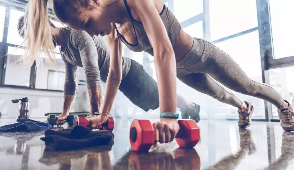 Hoe je je motivatie hoog houdt bij langdurige fitnessdoelen.​