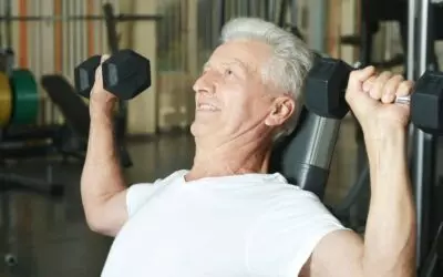 Hoe je een effectieve warming-up doet voor krachttraining.​
